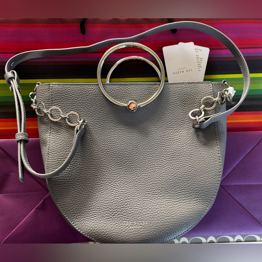 TED BAKER
Grey Fiorel Ring Handle Curved Crossbody Bag